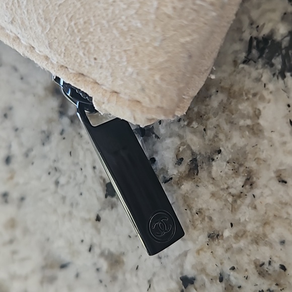 Chanel, Les Beiges cosmetic pouch - Picture 2 of 8